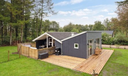 'Brynhild' - 30km from the sea 3