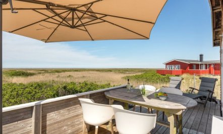 'Hermoth' - 300m from the sea 4