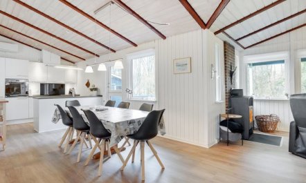 'Massie' - 30km from the sea 1