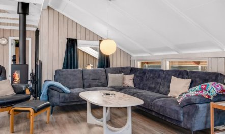 'Thorolf' - 30km from the sea 2