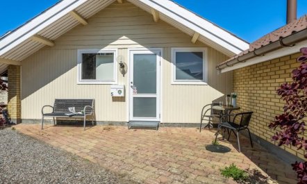 'Darina' - 150m from the sea