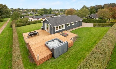 'Serey' - 500m from the sea 1