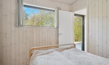 'Toska' - 100m to the fjord 1