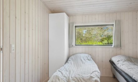 'Toska' - 100m to the fjord 3