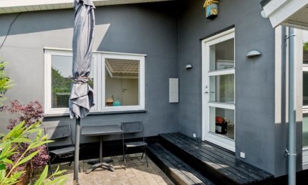 'Dreng' - 250m from the sea 2