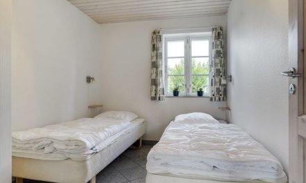 'Nana' - 4km from the sea 7