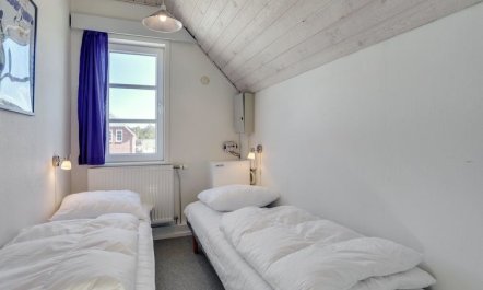 'Otto' - 2.3km from the sea 2