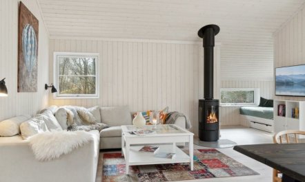 'Jonnhild' - 450m from the sea