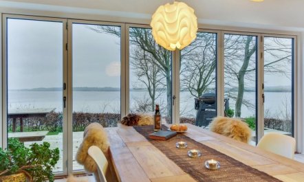 'Lika' - 25m to the fjord