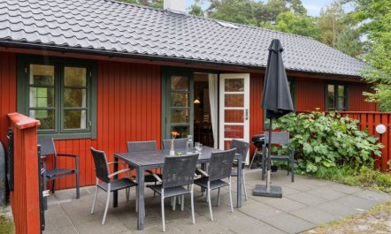 'Nahuel' - 200m from the sea