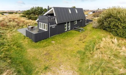 'Casandra' - 600m from the sea