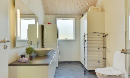 'Erich' - 1.8km from the sea 7