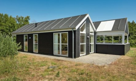 'Erich' - 1.8km from the sea 3