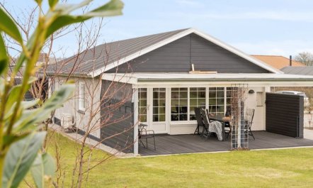 'Dietlinde' - 100m from the sea 4