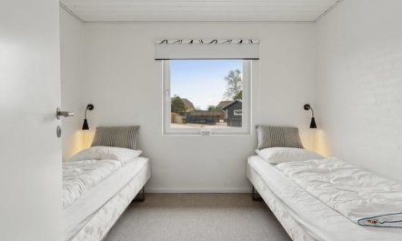 'Dietlinde' - 100m from the sea 7