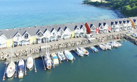 'Frigg' - 10m from the sea 3