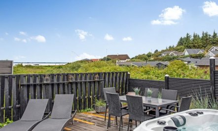 'Solfrid' - 150m from the sea 1