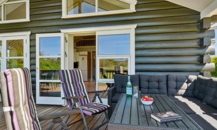 'Hjalmar' - 400m from the sea 1