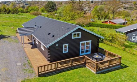 'Hjalmar' - 400m from the sea 3