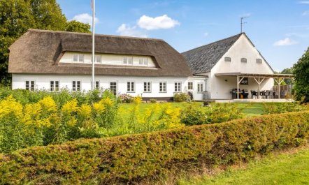 'Vinni' - 25km from the sea