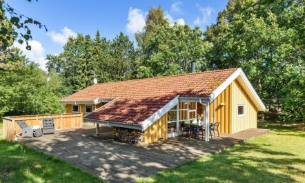 'Ailen' - 500m from the sea