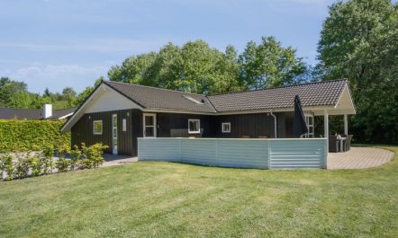 'Gunva' - 30km from the sea 1