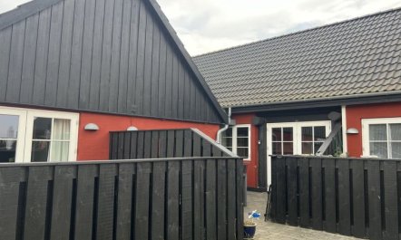 'Manfred' - 6km from the sea