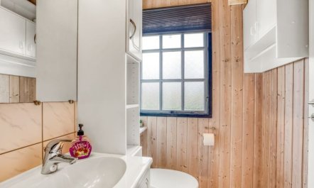 'Thorir' - 500m from the sea 3