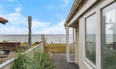 'Aswith' - 5m from the sea 5