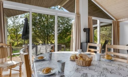 'Thala' - 35m from the sea 7