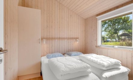 'Vincent' - 25m from the sea 4