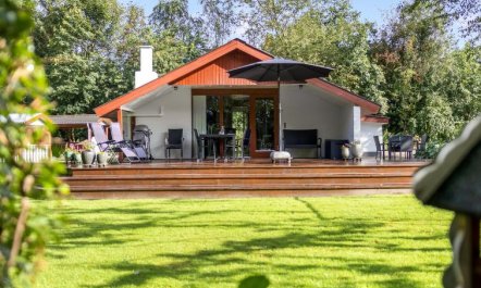 'Carlene' - 25km from the sea 2