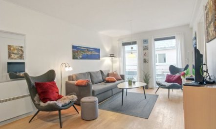 'Gjuro' - 50m from the sea 4