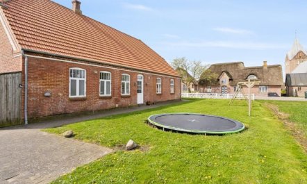 'Adine' - 13km from the sea 2