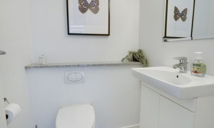 'Thorwith' - 150m from the sea 7