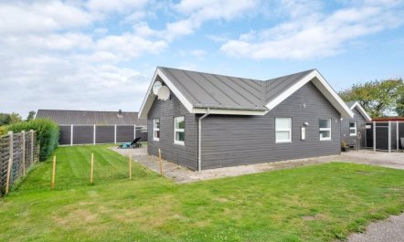 'Thorwith' - 150m from the sea 6