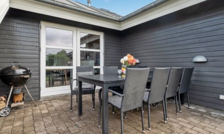 'Thorwith' - 150m from the sea 4