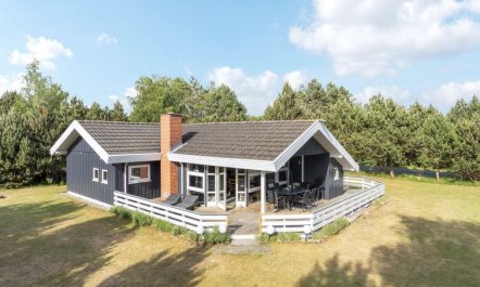 'Bruno' - 200m from the sea