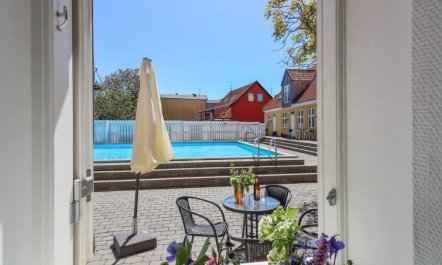 'Thyrne' - 500m from the sea