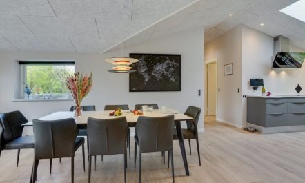 'Eylar' - 28km from the sea 3