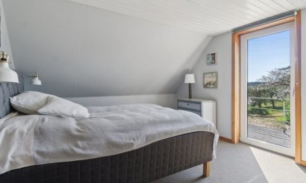 'Hakon' - 40m from the sea 6