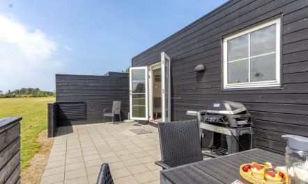 'Fernanda' - 900m from the sea