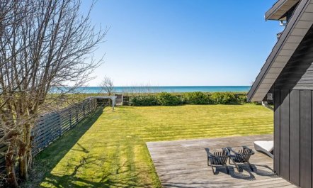 'Esme' - 30m from the sea 2