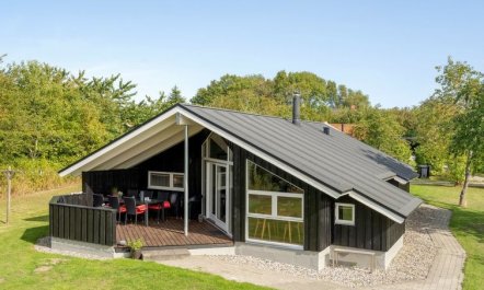 'Gram' - 450m from the sea