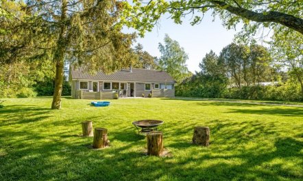 'Rohan' - 700m from the sea