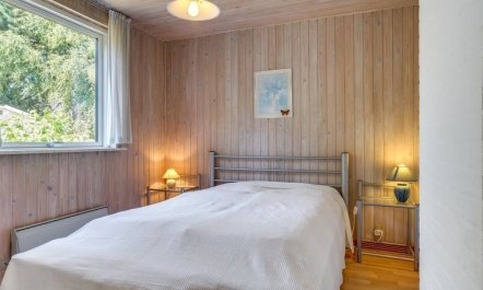 'Sitta' - 400m from the sea 7