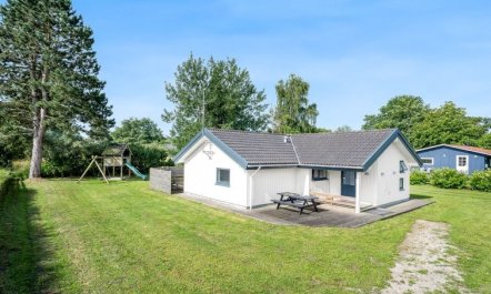 'Truls' - 800m from the sea 2