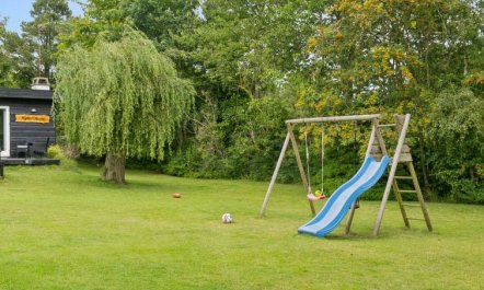 'Mark' - 1.2km from the sea 3