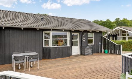 'Winald' - 150m from the sea 2