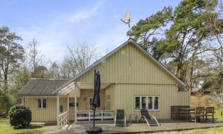 'Christella' - 200m from the sea